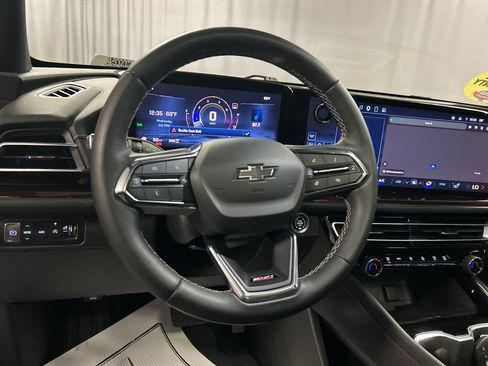 Used 2024 Chevrolet Traverse Z71 AWD/4WD image 15