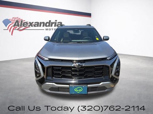 Used 2025 Chevrolet Equinox ACTIV w/ Safety and Technology Package AWD/4WD image 2