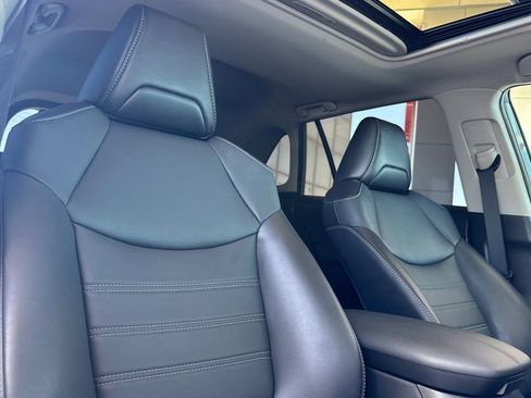 Certified 2023 Toyota RAV4 XLE Premium FWD image 21