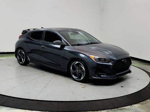 Used 2019 Hyundai Veloster Turbo FWD image 3