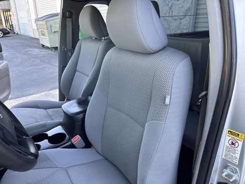 Used 2012 Toyota Tacoma 2WD Access Cab image 29