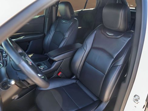 Used 2022 Cadillac XT4 Sport image 7