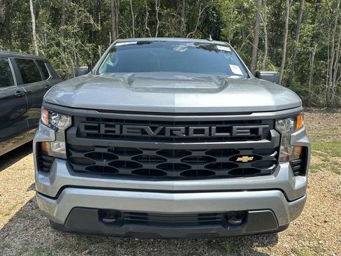 Used 2026 Chevrolet Silverado 1500 Custom RWD image 2