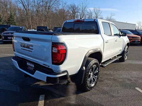 Used 2024 GMC Canyon AT4 image 25