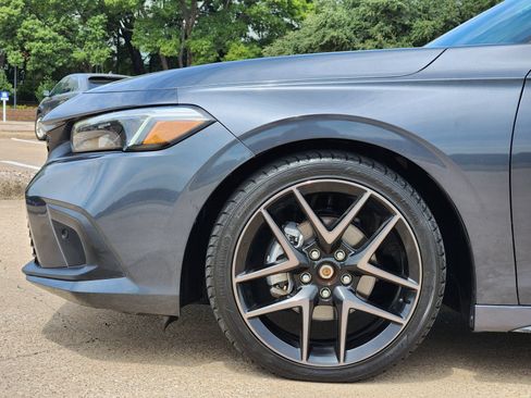 Used 2024 Honda Civic Sport Touring image 8
