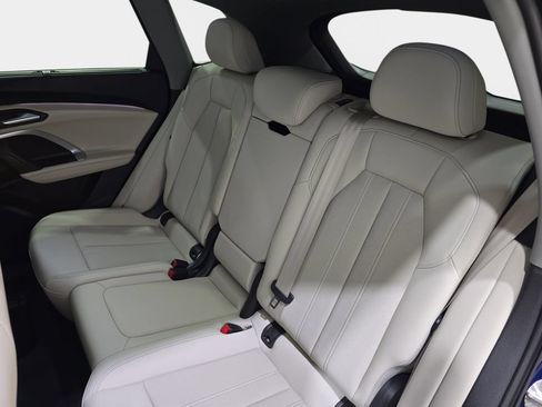 Used 2025 Audi Q5 Premium Plus w/ Premium Plus AWD/4WD image 17