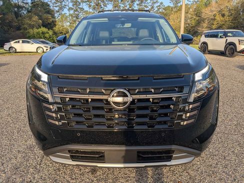 New 2026 Nissan Pathfinder SL w/ SL Premium Package image 9