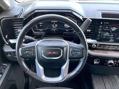 Used 2022 GMC Sierra 1500 Elevation image 6
