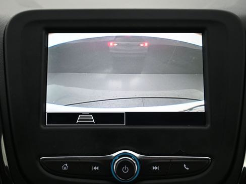 Used 2023 Chevrolet Equinox RS FWD image 16