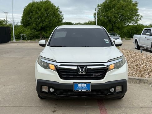 Used 2018 Honda Ridgeline Sport image 10