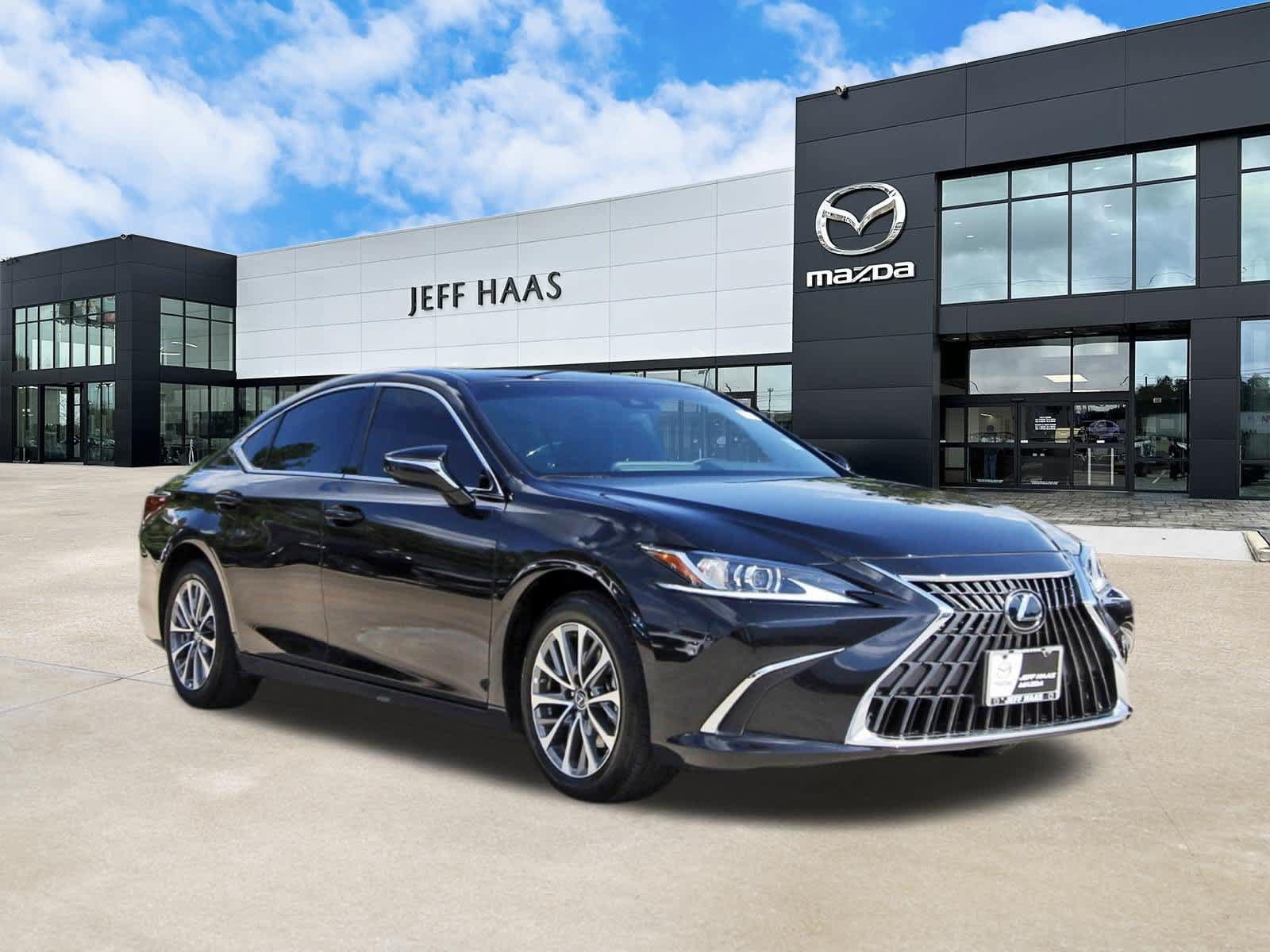 Used 2025 Lexus ES 350 w/ Accessory Package (Z1) FWD image 4