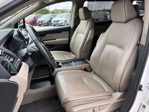Certified 2024 Honda Odyssey Elite image 17