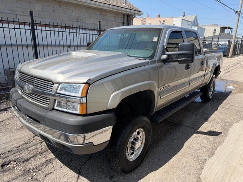 Used 2003 Chevrolet Silverado 2500 LS RWD image 3