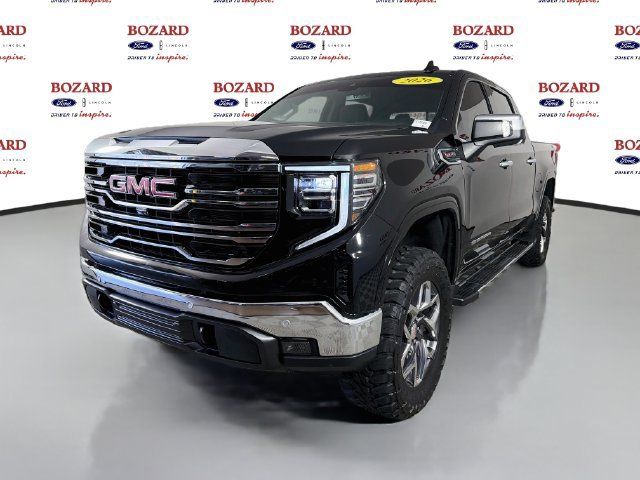 Used 2026 GMC Sierra 1500 SLT w/ SLT Premium Plus Package AWD/4WD image 4