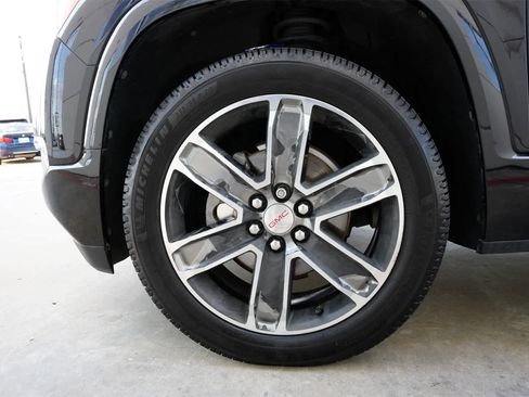 Used 2019 GMC Acadia Denali w/ Technology Package image 25