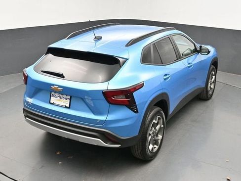 New 2026 Chevrolet Trax LT w/ Driver Confidence Package FWD image 36