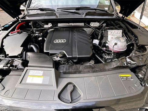 Used 2025 Audi Q5 2.0T Premium w/ Convenience Plus Package image 30