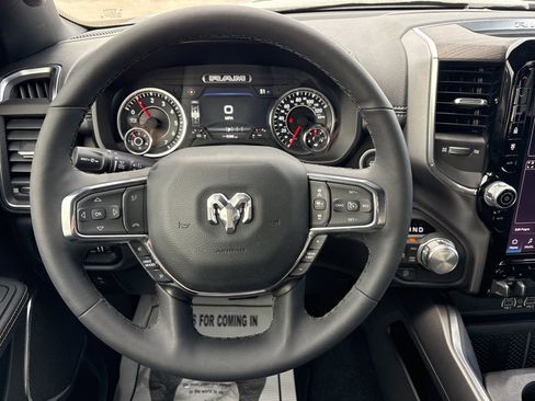 Used 2025 RAM 1500 Laramie w/ Laramie Southwest Edition image 19