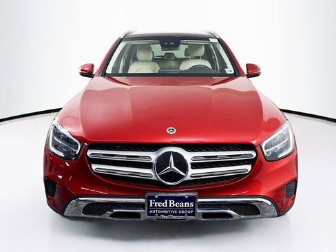 Used 2021 Mercedes-Benz GLC 300 4MATIC image 2
