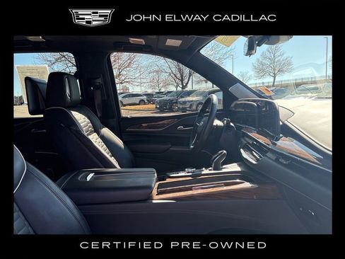 Certified 2023 Cadillac Escalade Sport Platinum w/ LPO, ONYX Package image 26