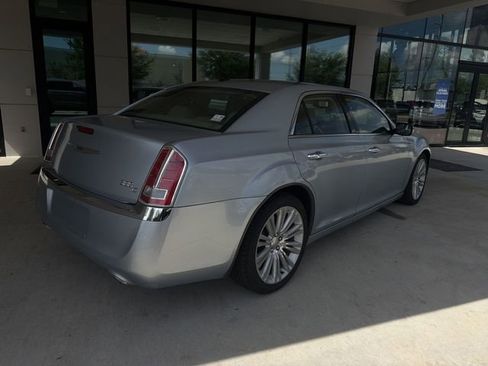Used 2013 Chrysler 300 C RWD image 12