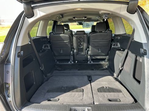 Used 2024 Honda Odyssey Touring image 12