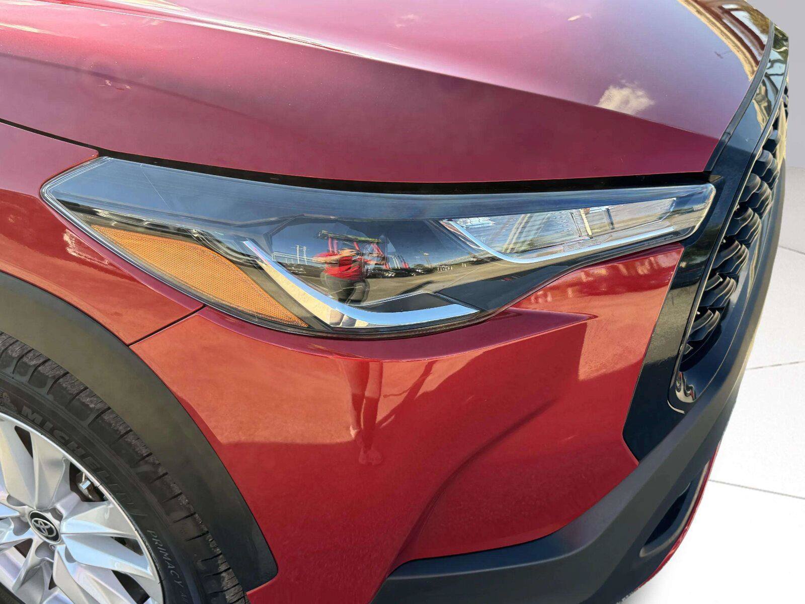 Used 2023 Toyota Corolla Cross LE FWD image 11