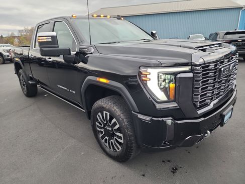 Certified 2024 GMC Sierra 2500 Denali Ultimate image 2