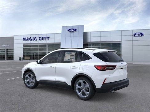 New 2026 Ford Escape ST-Line w/ Tech Pack #1 AWD/4WD image 4