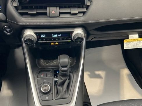 New 2025 Toyota RAV4 XLE image 12