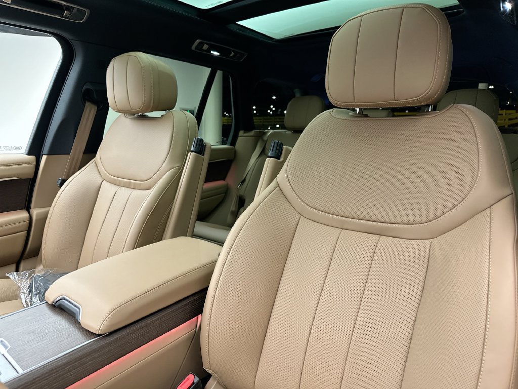 New 2027 Land Rover Range Rover SE AWD/4WD image 10