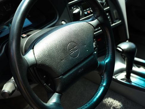 Used 1994 Ford Thunderbird Super RWD image 25