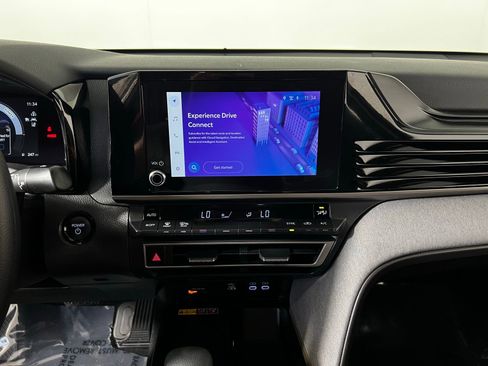 Certified 2025 Toyota Camry LE FWD image 17
