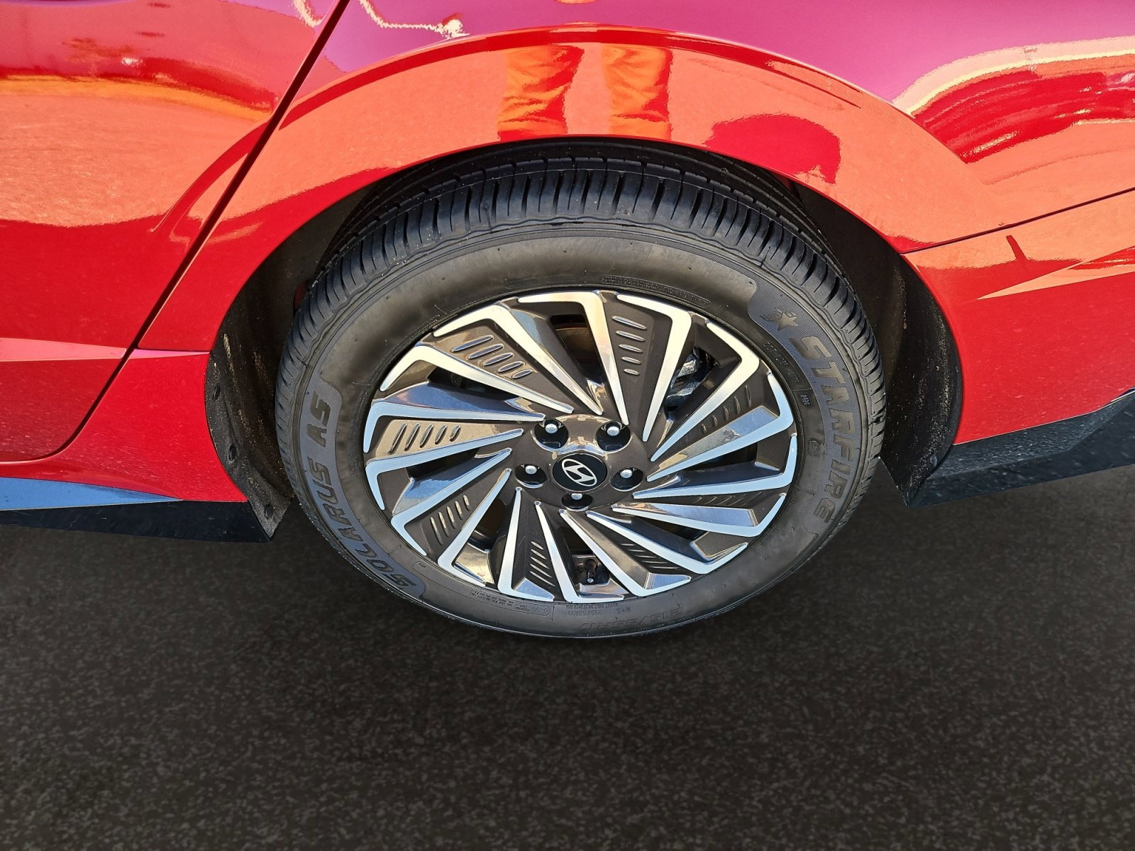Used 2025 Hyundai Sonata SEL FWD image 46
