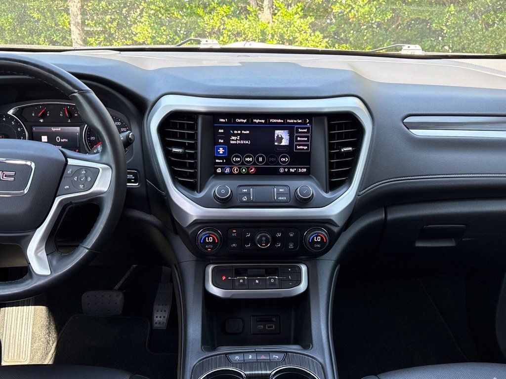 Used 2023 GMC Acadia SLT w/ Elevation Edition FWD image 32