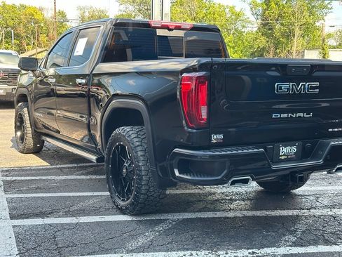 Used 2023 GMC Sierra 1500 Denali w/ Denali Reserve Package AWD/4WD image 8