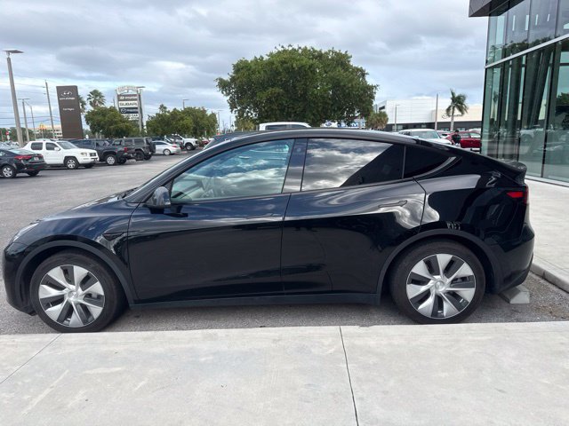 Used 2022 Tesla Model Y Long Range AWD/4WD image 8