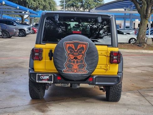 Used 2021 Jeep Wrangler Unlimited Sport image 13