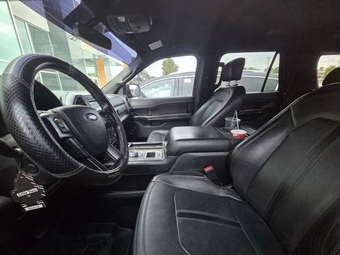Used 2019 Ford Expedition Max Limited RWD image 6