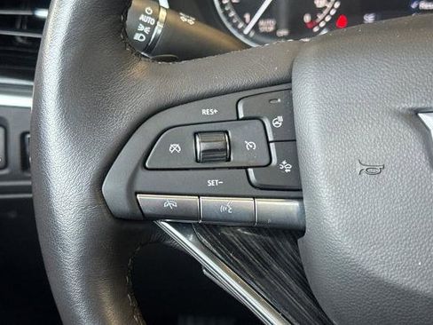 Certified 2025 Cadillac XT6 Premium Luxury FWD image 37