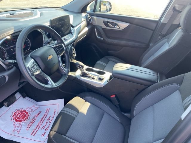 Used 2025 Chevrolet Blazer LT FWD image 16
