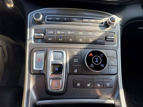 Used 2022 Hyundai Santa Fe Calligraphy AWD/4WD image 33