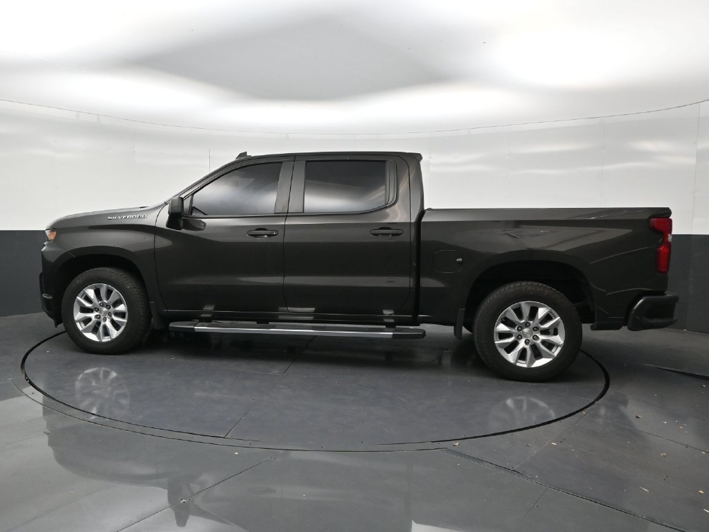 Used 2021 Chevrolet Silverado 1500 Custom RWD image 2