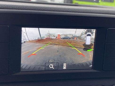 Used 2020 Ford Transit 350 XLT image 4