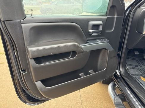 Used 2018 Chevrolet Silverado 1500 LT image 11