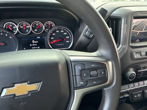 Used 2022 Chevrolet Silverado 1500 Custom w/ Safety Confidence Package AWD/4WD image 30