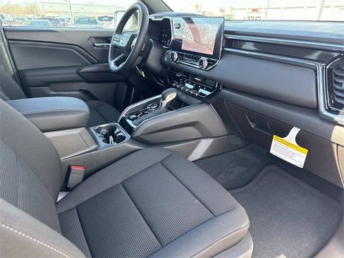 New 2026 GMC Canyon Elevation image 16