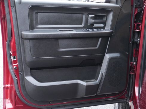 Used 2019 RAM 1500 Tradesman w/ Tradesman SXT Package image 30