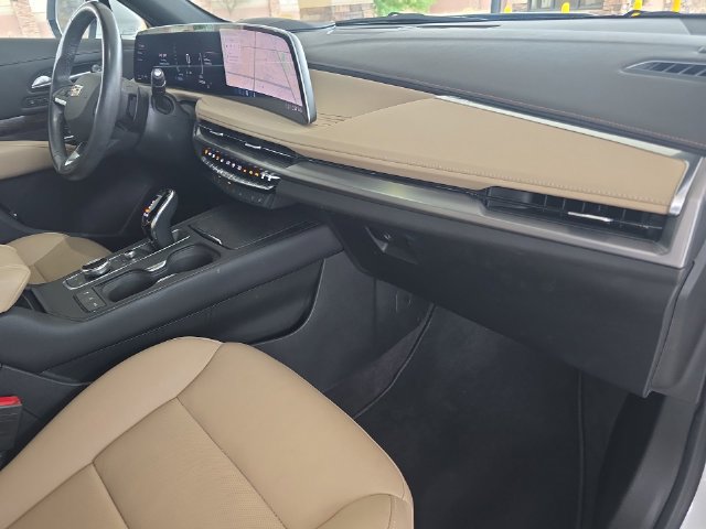 Certified 2024 Cadillac XT4 Premium Luxury w/ Technology Package FWD image 28