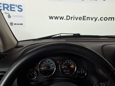 Used 2017 Jeep Compass High Altitude AWD/4WD image 24